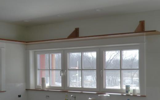 Kitchen shelf over sink